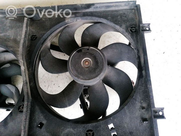 Audi A3 S3 8L Aro de refuerzo del ventilador del radiador 881061860