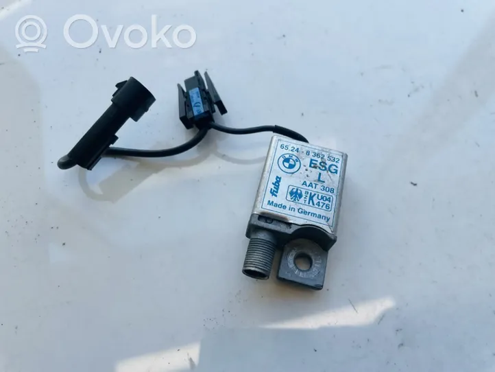 BMW 5 E39 Antenna control unit 65248362532