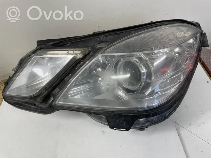 Mercedes-Benz E W212 Lampa przednia a2128201959