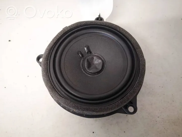 BMW 5 G30 G31 Haut-parleur de porte avant 65139395858