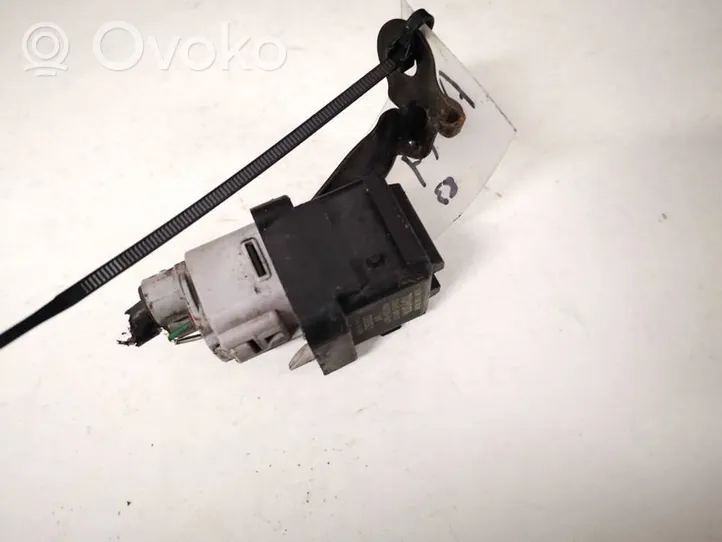 Toyota Avensis T270 Przekaźnik / Modul układu ogrzewania wstępnego 2861067010