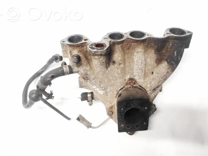 Volkswagen PASSAT B4 Intake manifold 