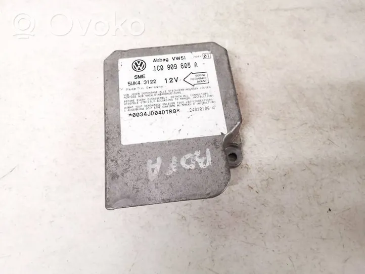 Volkswagen Transporter - Caravelle T5 Module de contrôle airbag 1c0909605a