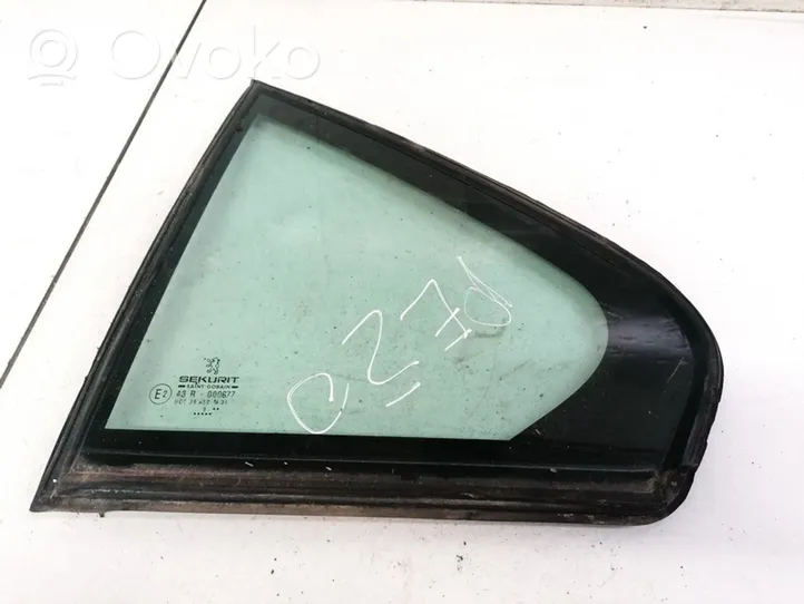 Peugeot 406 Rear vent window glass 