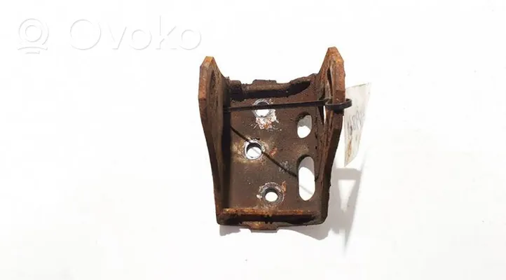 Toyota RAV 4 (XA30) Engine mounting bracket 