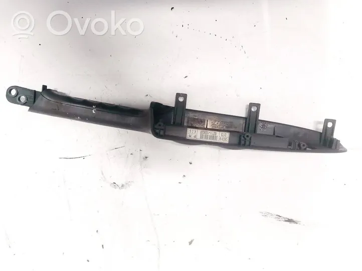 KIA Rio Inne części wnętrza samochodu 827101g060