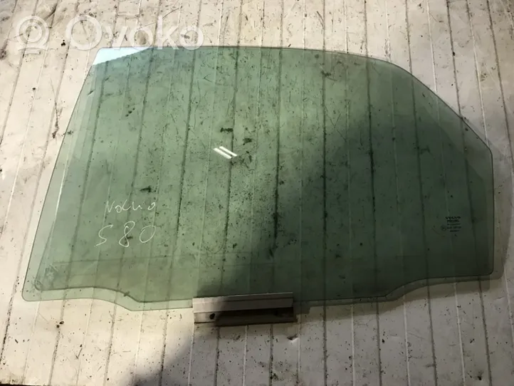 Volvo S80 Rear door window glass 