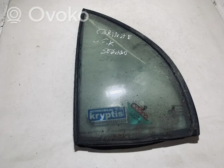 Toyota Carina T170 Fenêtre latérale vitre arrière 