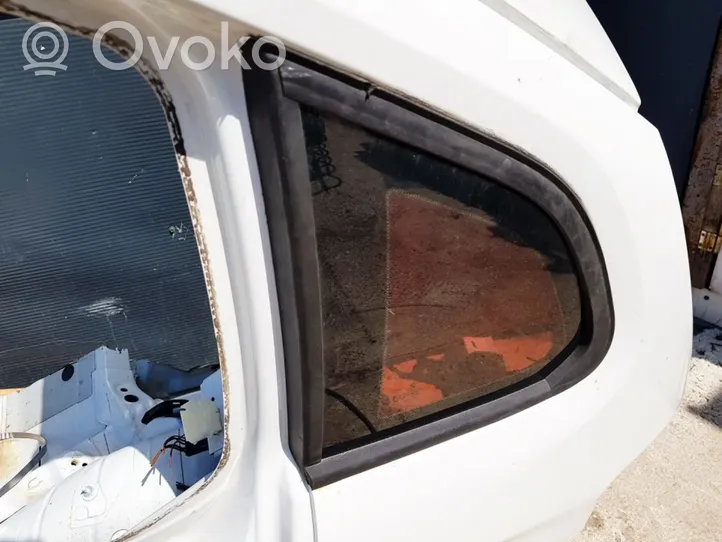 BMW X1 F48 F49 Fenêtre latérale avant / vitre triangulaire 
