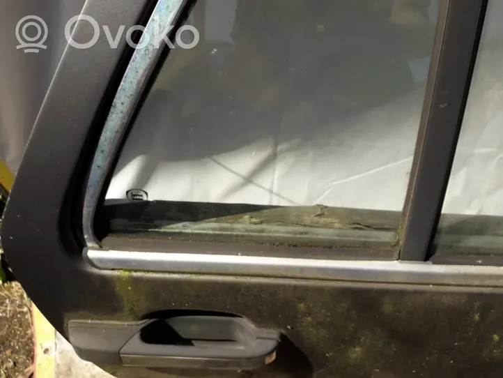 Lancia Thema Fenêtre latérale vitre arrière 