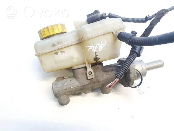 Volkswagen Polo IV 9N3 Master brake cylinder 