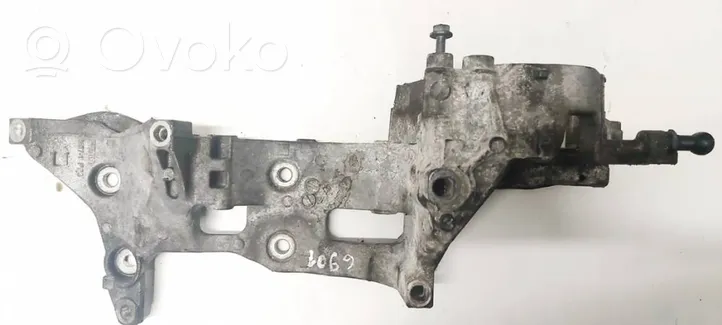 Audi A3 S3 8V Support, suspension du moteur 04L903143B