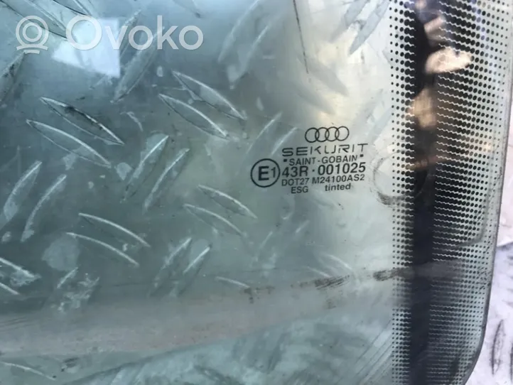 Audi A8 S8 D2 4D Takaoven ikkunalasi 