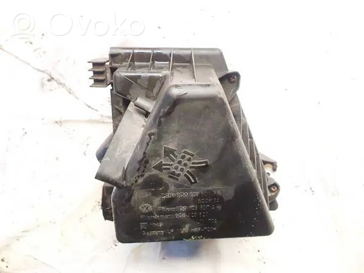 Volkswagen Polo IV 9N3 Scatola del filtro dell’aria 6q0129601ar