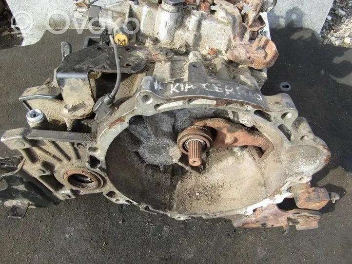 KIA Cerato Mechaninė 5 pavarų dėžė P51767