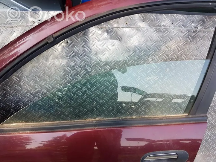 Nissan Almera N16 Vetro del finestrino della portiera anteriore - quattro porte 