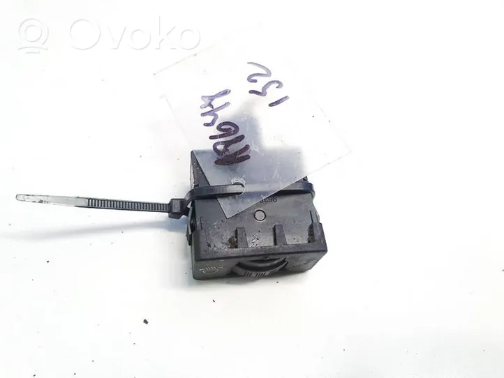 Citroen C5 Ajovalojen korkeuden säätökytkin 96384422xt