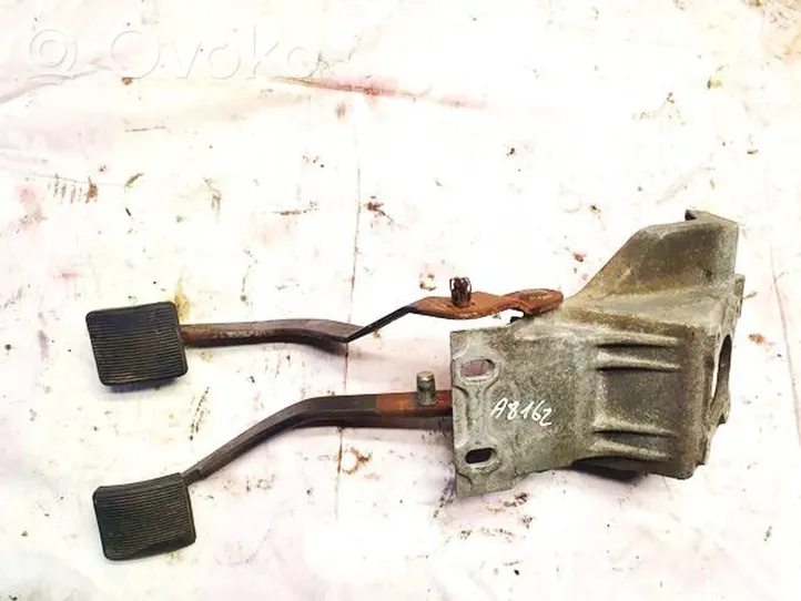 Ford Explorer Brake pedal 201251