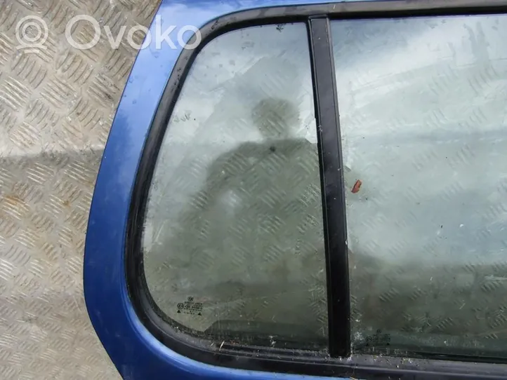 Volkswagen Polo III 6N 6N2 6NF Rear vent window glass 