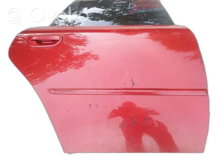 Subaru Legacy Portiera posteriore raudonos
