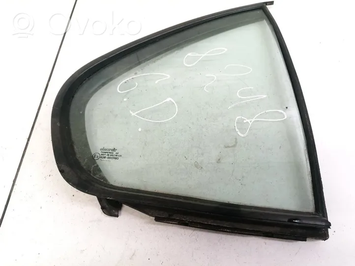 Rover 25 Rear vent window glass 