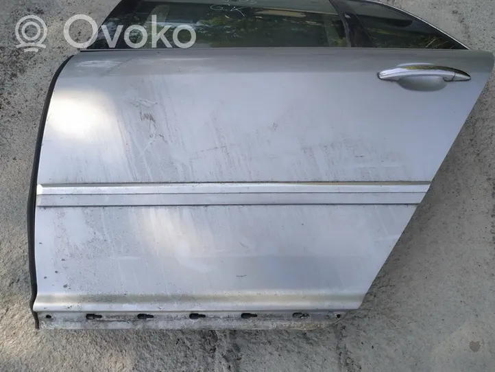 Volkswagen Phaeton Rear door pilkos