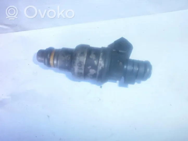 Peugeot 406 Injecteur de carburant 0280150446