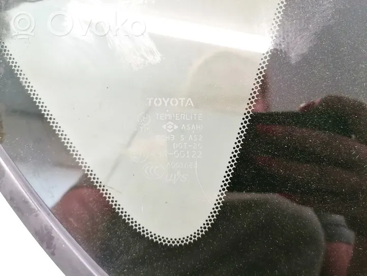 Toyota RAV 4 (XA30) Rear side window/glass 