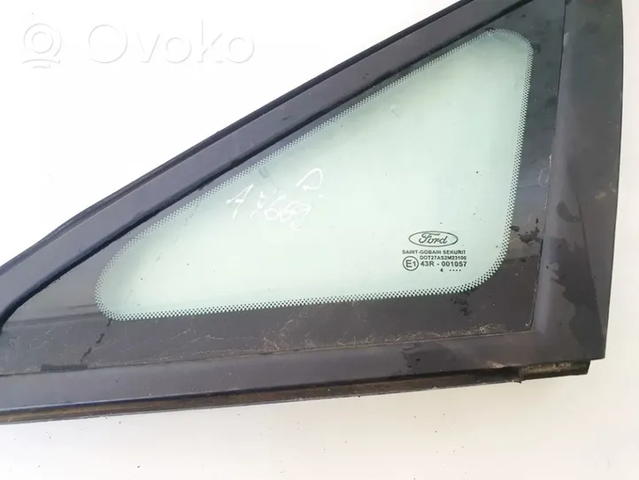 Ford Focus C-MAX Front triangle window/glass 