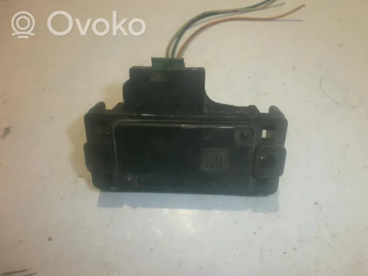 Renault Megane I Air pressure sensor 8766027