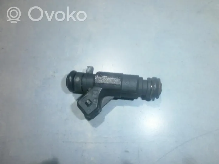 Opel Corsa C Fuel injector 0280155965