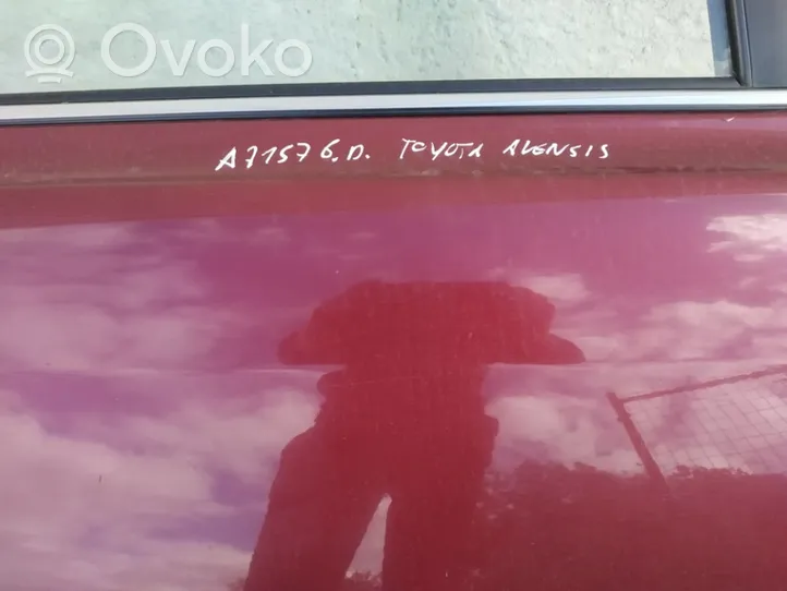 Toyota Avensis T250 Portiera posteriore raudonos