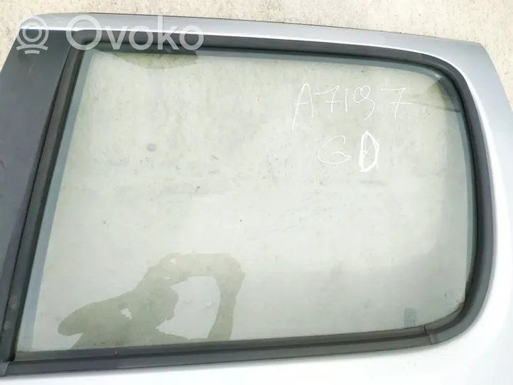 Toyota Yaris Verso Rear door window glass 