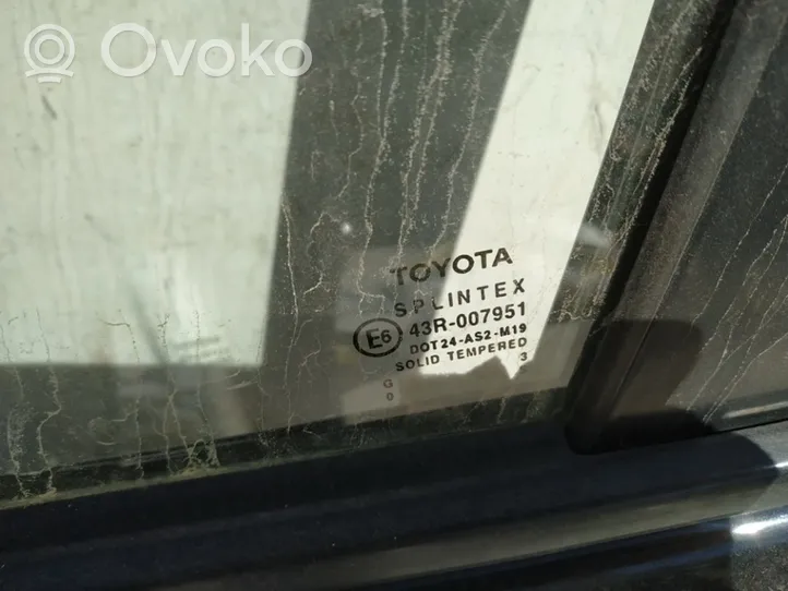 Toyota Corolla E120 E130 Vitre de fenêtre porte avant (4 portes) 