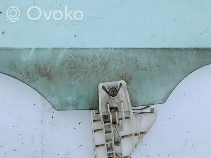 Skoda Octavia Mk2 (1Z) Основное стекло задних дверей 