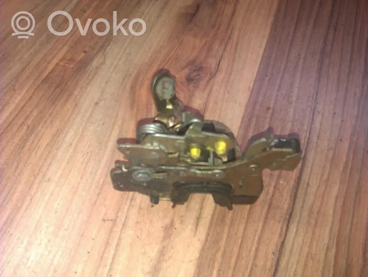 Opel Vectra A Rear door lock 