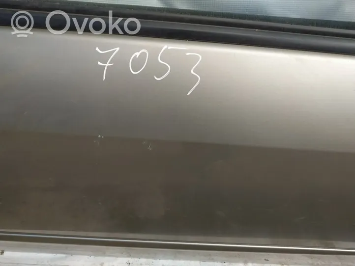 Toyota Corolla Verso E121 Priekinės durys pilkos