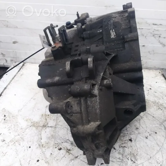 Volvo S60 Механическая коробка передач, 5 передач 1023705