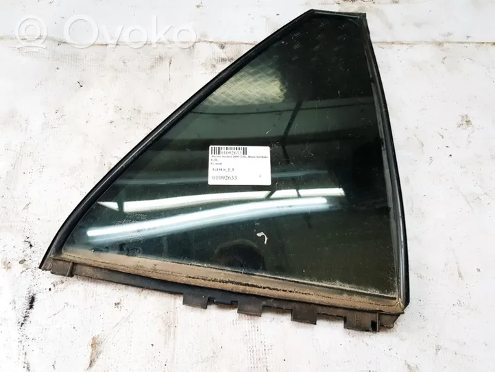 Toyota Avensis T250 Rear vent window glass 