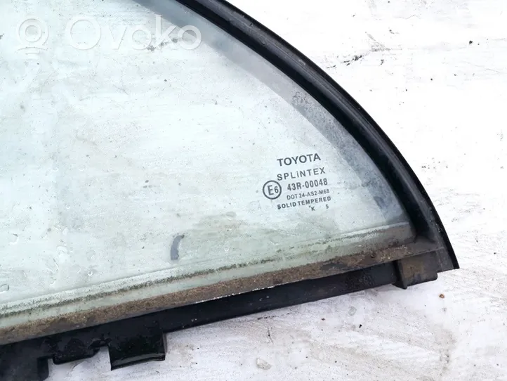 Toyota Avensis T250 Rear vent window glass 