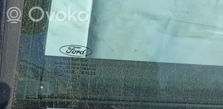 Ford Mondeo MK IV Vetro del finestrino della portiera posteriore Pilka
