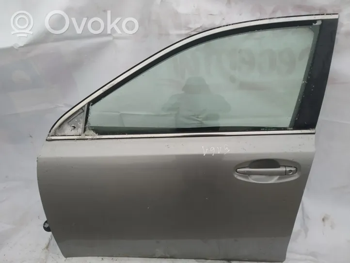 Subaru Outback Etuovi pilka