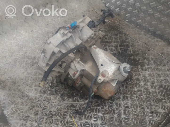 Renault Twingo II Manual 5 speed gearbox jb1520