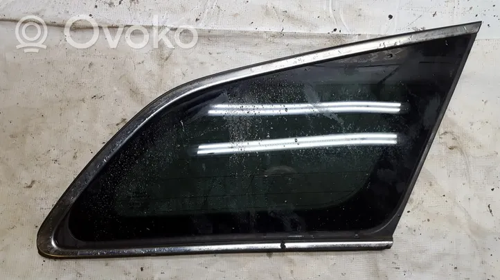 Toyota Avensis T270 Seitenfenster Seitenscheibe hinten 