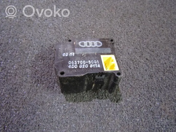 Audi A8 S8 D2 4D Motorino attuatore aria 4d0820511a