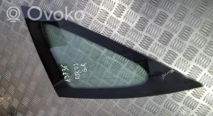 Ford Focus Galinis šoninis kėbulo stiklas E1143R00004