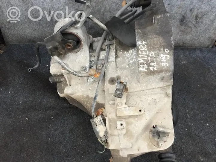 Nissan Almera N16 Manualna 5-biegowa skrzynia biegów yd1