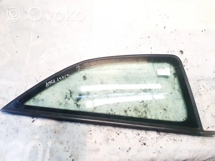 Opel Astra G Rear side window/glass 