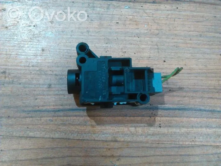 Ford Focus Interruttore di interdizione carburante xw4t9341aa