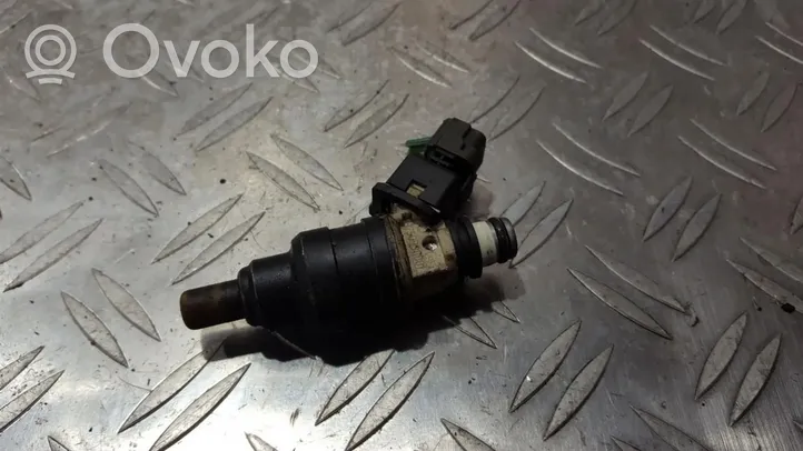 Hyundai Elantra Injecteur de carburant 9250930001